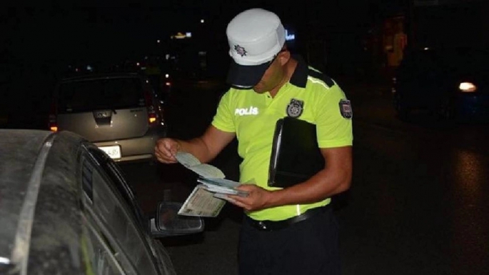 30 araç trafikten men edildi, 1 sürücü tutuklandı