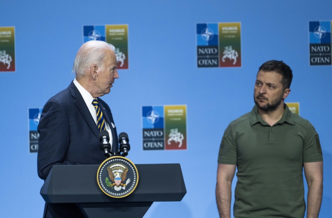 ABD Başkanı Biden, Ukrayna Devlet Başkanı Zelenskiy ile görüştü