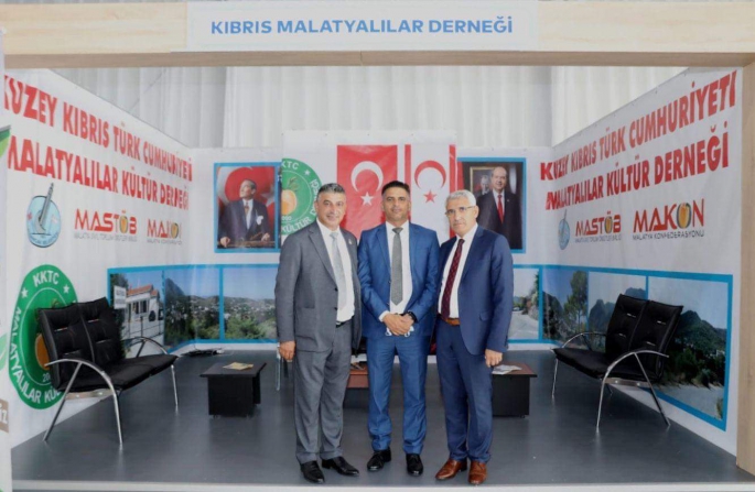 Alsancak Belediye Başkanı Fırat Ataser ve KKTC-Malatyalılar Kültür Derneği Başkanı Okan Erdemsiz KKTC'yi '4. Malatya Günleri' etkinliğinde tanıttı.