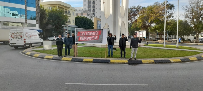  Bağımsızlık Yolu bildiri dağıttı