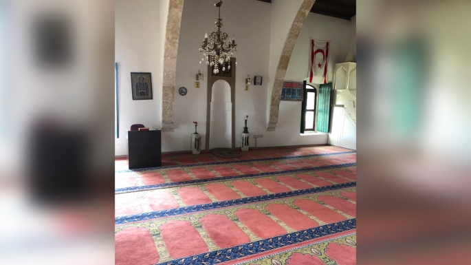 Cuma namazını kılmak için giden vatandaş camii hocasını bulamadı