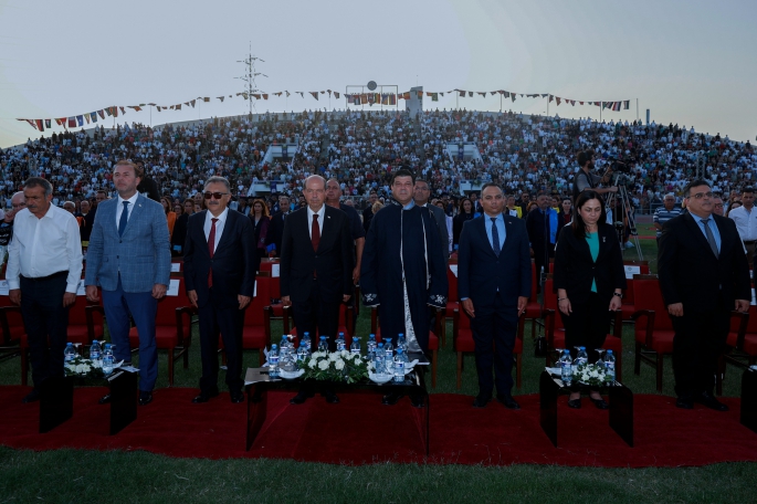  Cumhurbaşkanı Ersin Tatar, DAÜ’nün mezuniyet törenine katıldı