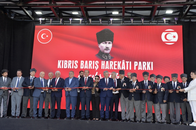  Cumhurbaşkanı Tatar, Keçiören’de “Kıbrıs Barış Harekatı Parkı”nın açılışını yaptı