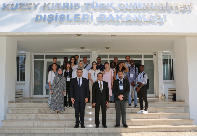  Dışişleri Bakanı Ertuğruloğlu, BAÜ Kıbrıs öğrencilerini Kıbrıs konusunda bilgilendirdi