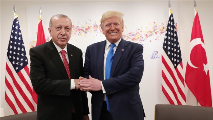  Erdoğan'dan ABD başkanlık seçiminde zaferini ilan eden Trump'a tebrik mesajı