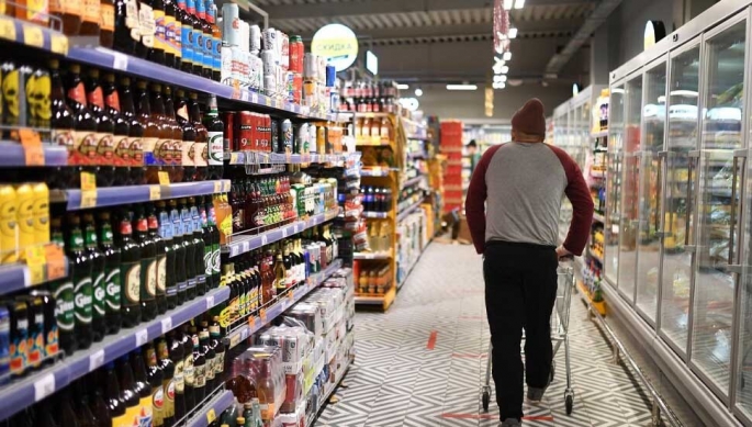 Gazimağusa'da alkollü içki satış ruhsatını yenilemek isteyenlerin 12 Mart’a kadar dilekçe vermesi gerekiyor