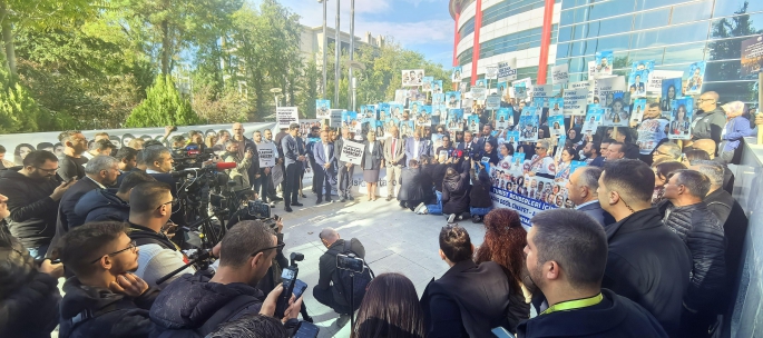  İsias Otel duruşmasında gerginlik… Mahkeme Başkanı oturuma saat 13.00’e kadar ara verdi