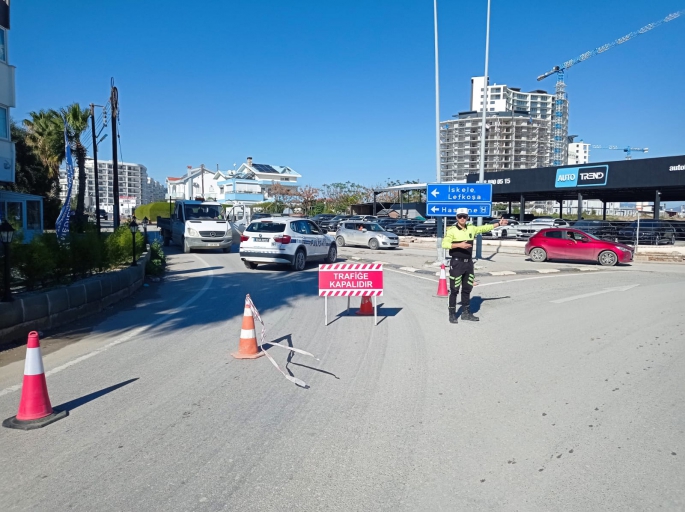 İskele’de, Granel Çemberi ile Unimar Çemberi arasında kalan yol kapatıldı