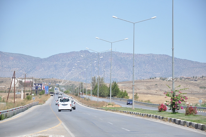 Karayolları bu yolu kullanacak olan sürücüleri uyardı 