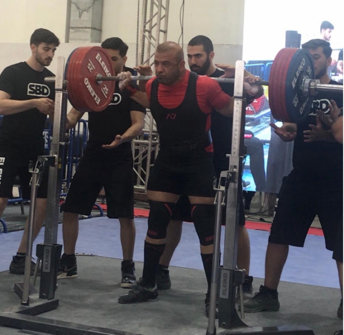  KKTC Halter ve Vücut Geliştirme Federasyonu Milli Takımı sporcusu Mehmetali Deniz’den Powerlifting Türkiye rekoru…..