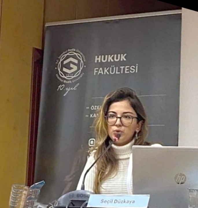 LAÜ Hukuk öğrencisi Seçil Düzkaya Uluslararası Hayvan Hakları Kongresi’nde LAÜ’yü temsil etti