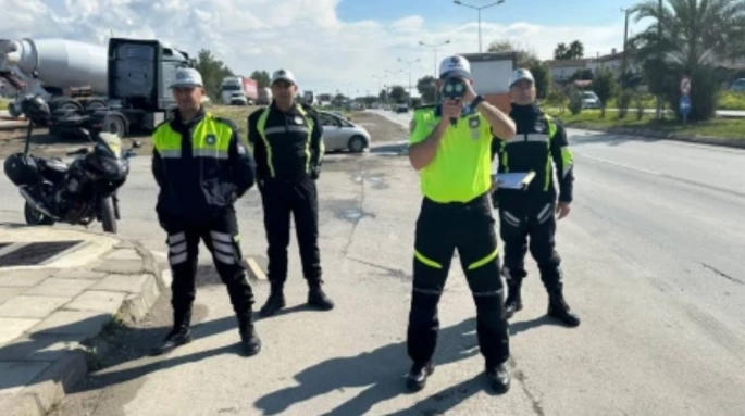 Lefkoşa ile İskele'deki trafik denetimlerinde 50 araç trafikten men edildi