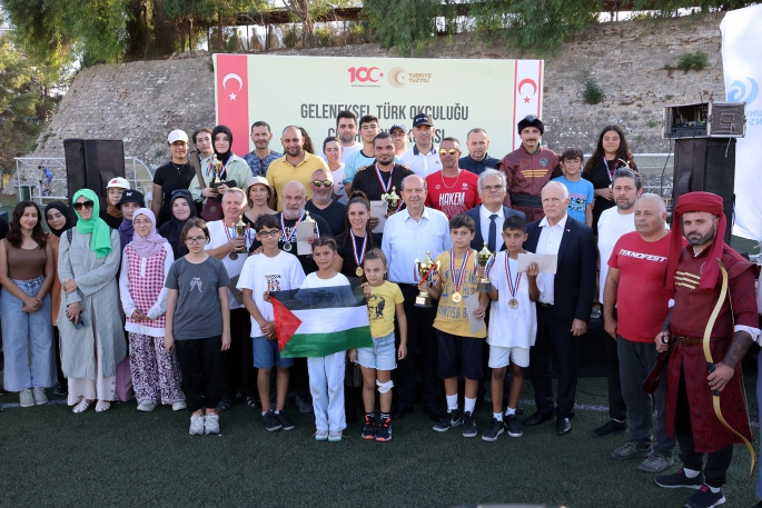  Meclis Başkanı Töre, Geleneksel Türk Okçuluğu Cumhuriyet Kupası ödül törenine katıldı