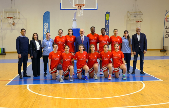  Meclis Başkanı Töre, Tek Ruh Tek Zafer Basketbol Şampiyonası’nın açılışına katıldı