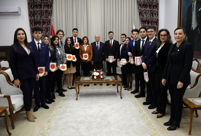 Meclisi Başkanı Töre:Cumhuriyet, ulusal mücadelenin sembolüdür