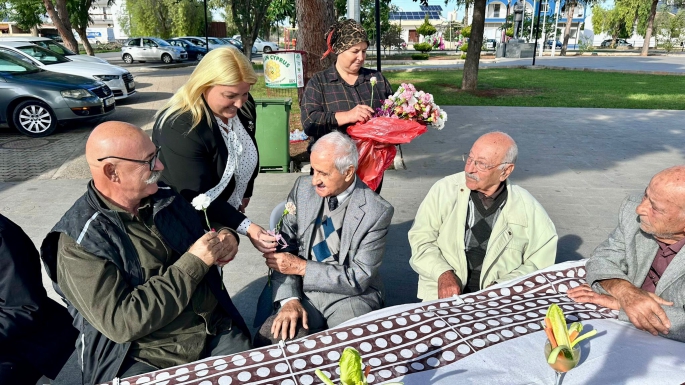  Mehmetçik Büyükkonuk Belediyesi, Öğretmenler Günü kokteyli düzenledi