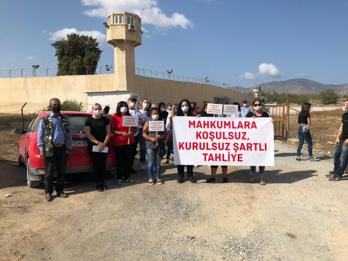 Merkezi cezaevinde eylem gerçekleşti. Aileler hassas davranarak taşkınlık yapmadan basın bildirileri ardından ayrıldı 