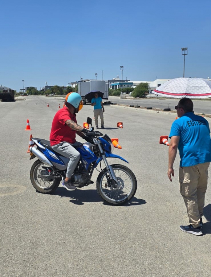  Motosiklet sürüş eğitmen adayları kurslara devam ediyor