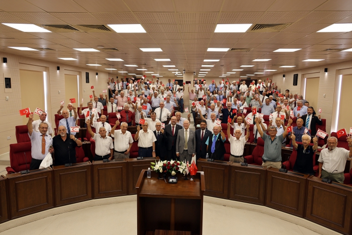  Mücahitler ve muharip derneklerden temsilciler, Meclis Başkanı Töre’yi ziyaret etti