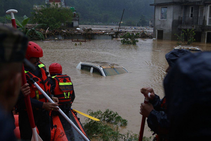  Nepal'deki heyelan ve sellerde 193 kişi hayatını kaybetti