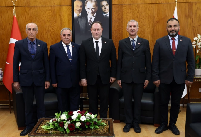 Öztürkler: Güney Kıbrıs’ın silahlanma adımları tehlikeli