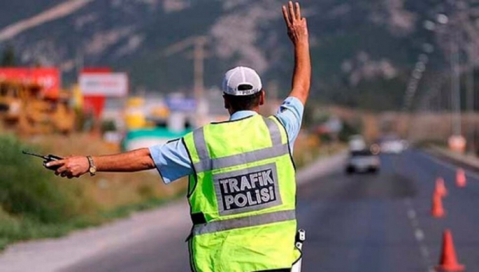 Polisin trafik denetimleri sürüyor