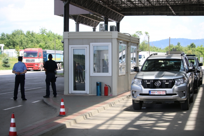 Sırbistan'ın serbest bıraktığı 3 Kosova polisi, ülkelerine ulaştı