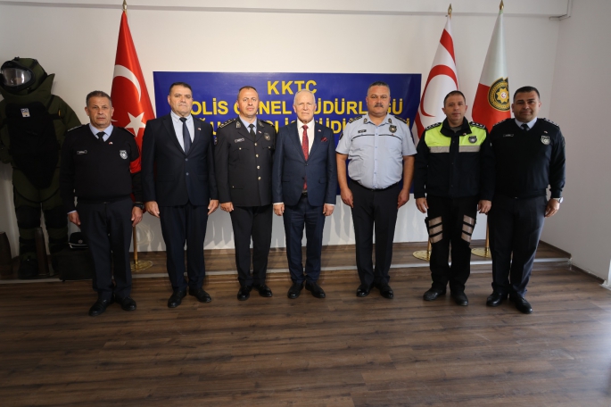  Töre, Gazimağusa Polis Müdürlüğünü ziyaret etti