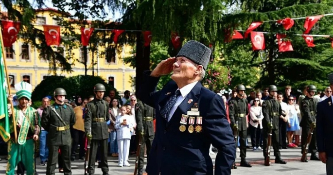 Trabzonlu Kıbrıs gazisi, vücudunda kalan mermi çekirdeğini yıllar sonra öğrendi