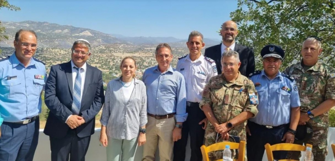 ULUSLARARASI YETKİLİLERİN GÖRÜŞMEKTEN KAÇINDIĞI İSRAİLLİ BAKAN İLK TEMASINI GÜNEY KIBRIS'TA GERÇEKLEŞTİRDİ